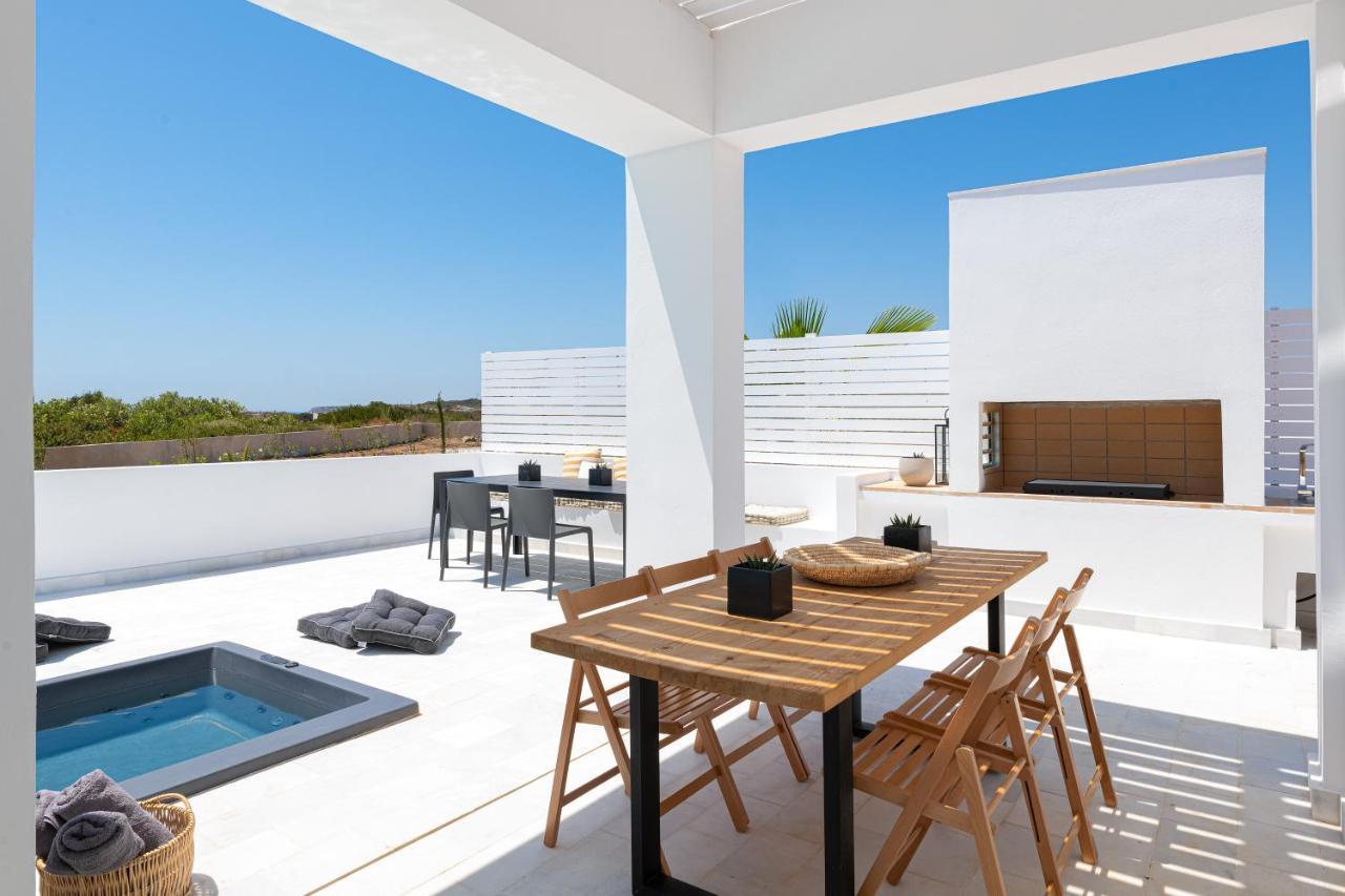 Seasand Villa Лахания Екстериор снимка